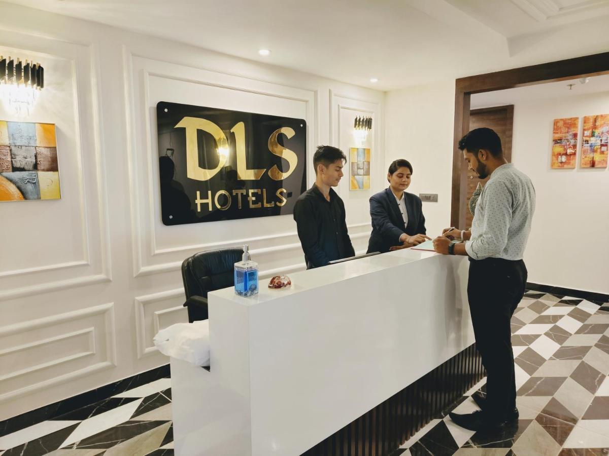 Grand Luxotica By Dls Hotels Dehradun Exterior photo