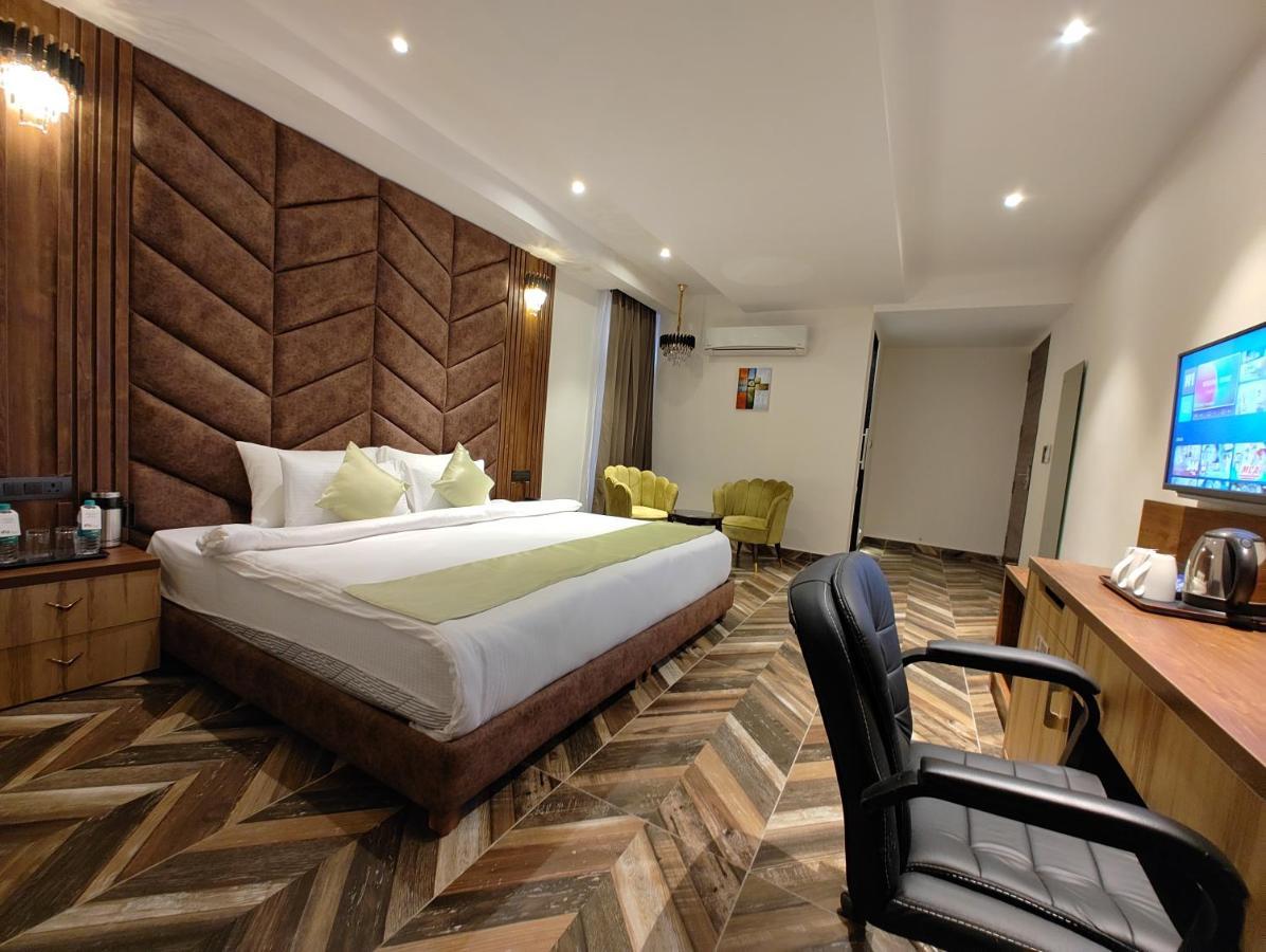 Grand Luxotica By Dls Hotels Dehradun Exterior photo