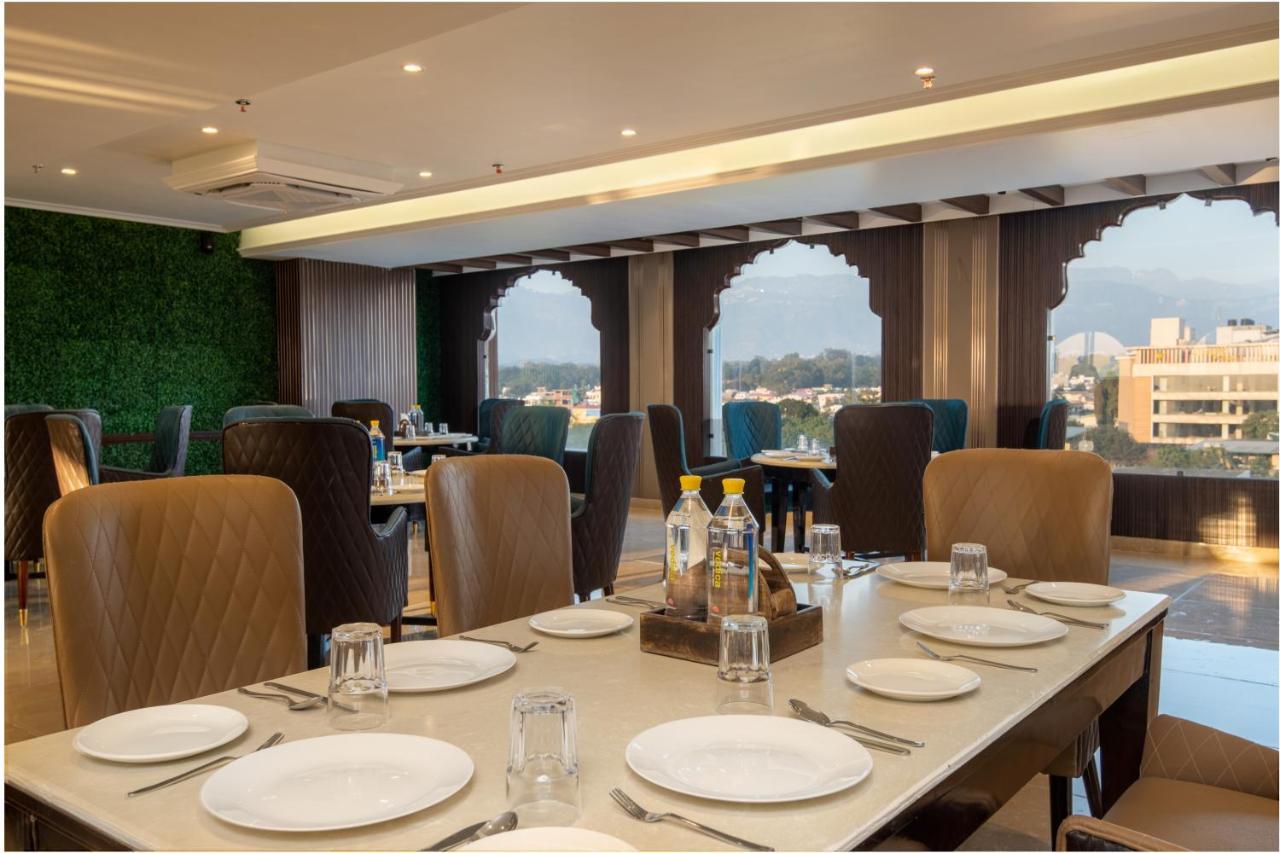 Grand Luxotica By Dls Hotels Dehradun Exterior photo