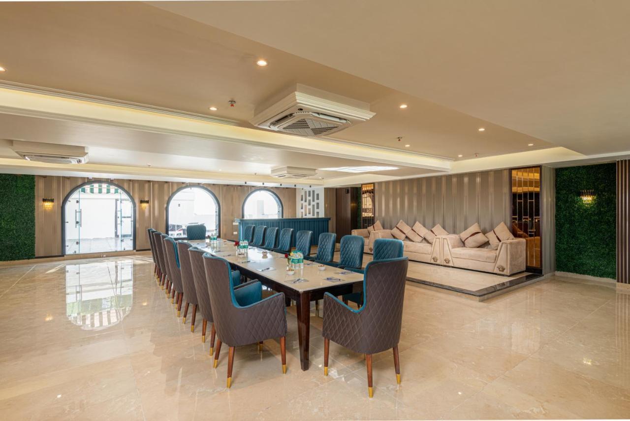 Grand Luxotica By Dls Hotels Dehradun Exterior photo